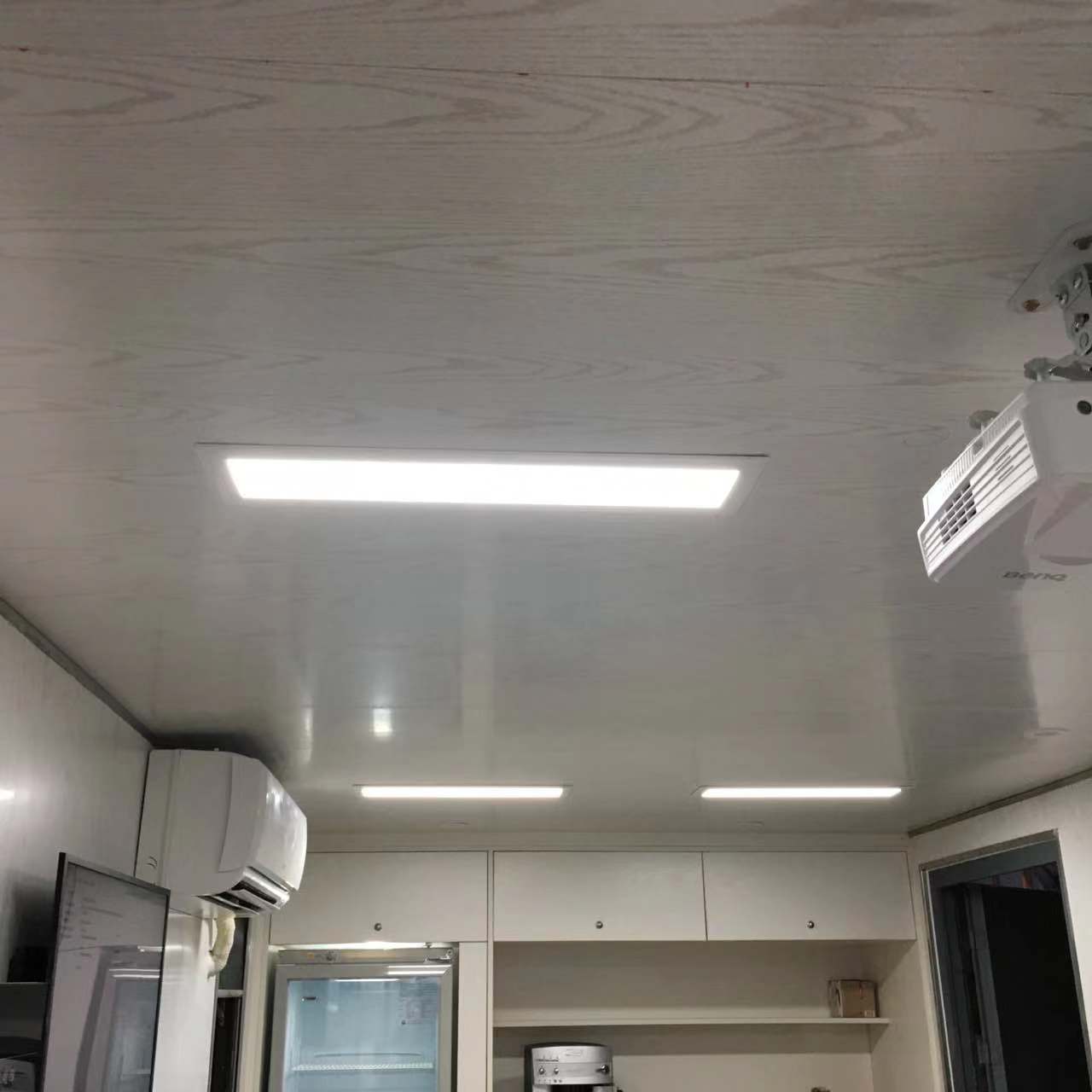 成都集裝箱軍艙